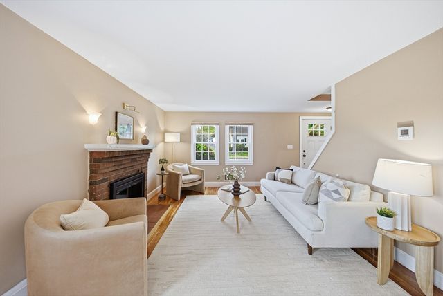 28 Myopia Rd, Stoneham, MA 02180