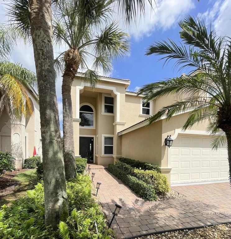 8097 Via Bolzano, Lake Worth, FL 33467