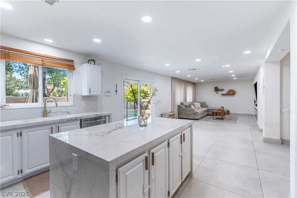 10008 Garamound Avenue, Las Vegas, NV 89117 — photo 5