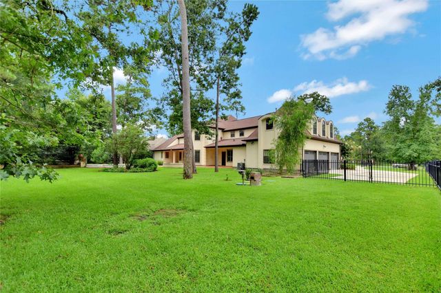 4806 Pine Wood Meadows Lane, Spring, TX 77386