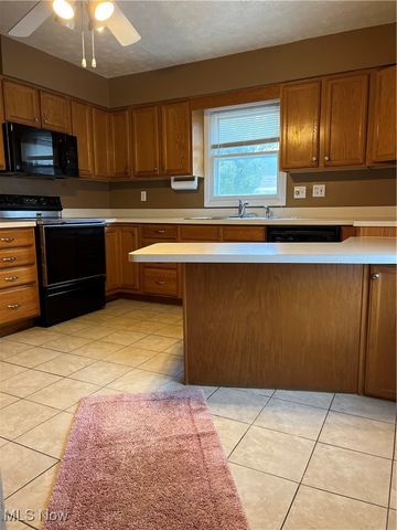 16100 Scottsdale Boulevard, Shaker Heights, OH 44120