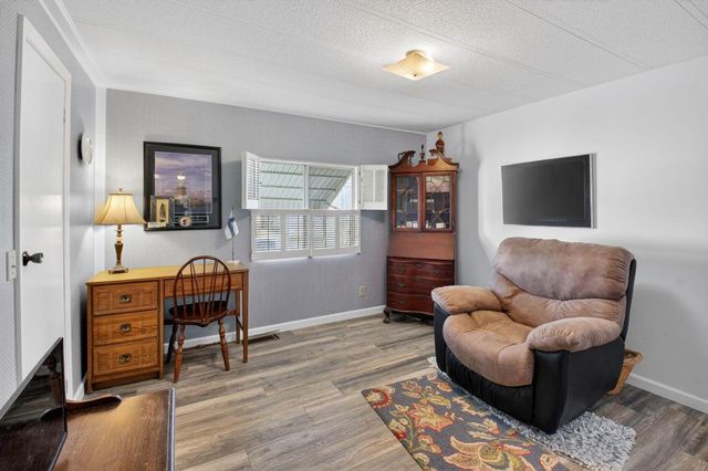 36001 Dron Bay, Boynton Beach, FL 33436