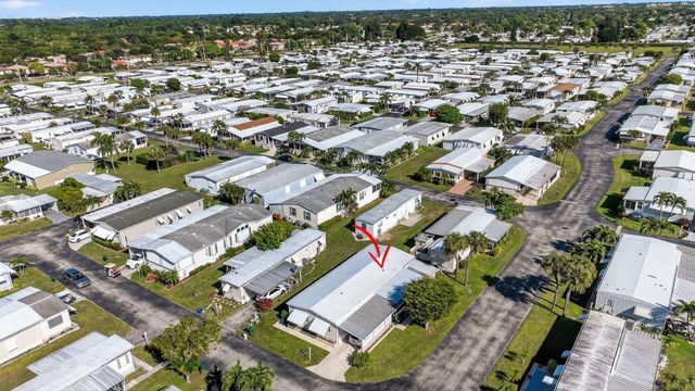 36001 Dron Bay, Boynton Beach, FL 33436