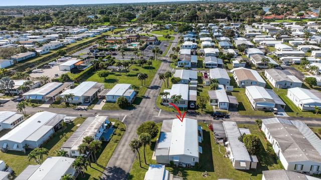 36001 Dron Bay, Boynton Beach, FL 33436