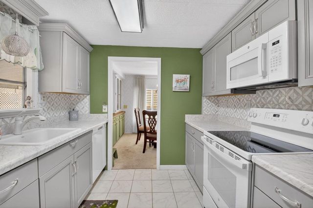 36001 Dron Bay, Boynton Beach, FL 33436