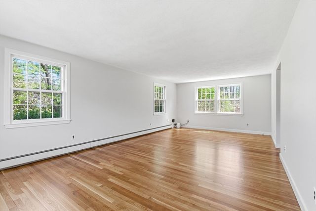 4 William J Hts, Framingham, MA 01702