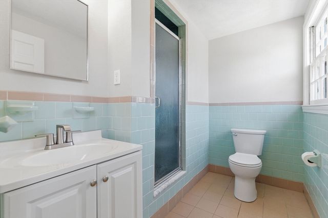 4 William J Hts, Framingham, MA 01702