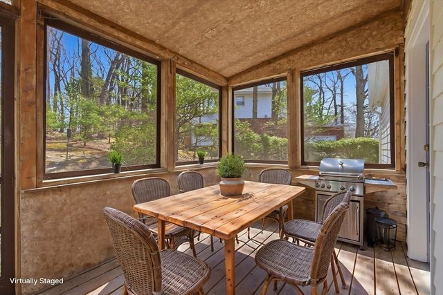 4 William J Hts, Framingham, MA 01702