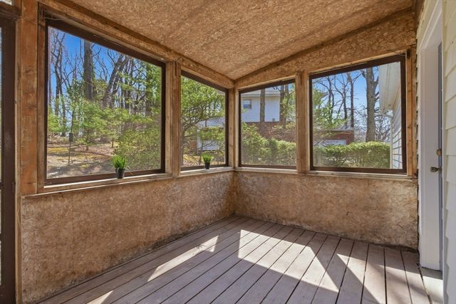 4 William J Hts, Framingham, MA 01702