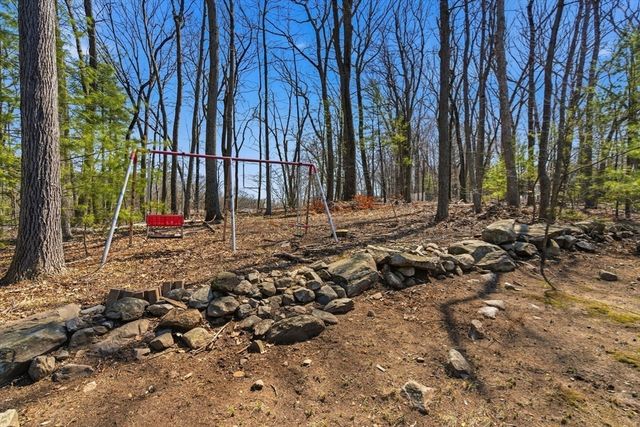 4 William J Hts, Framingham, MA 01702