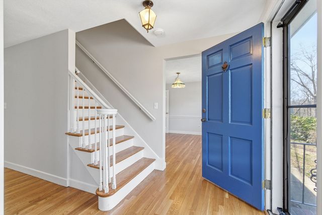 4 William J Hts, Framingham, MA 01702