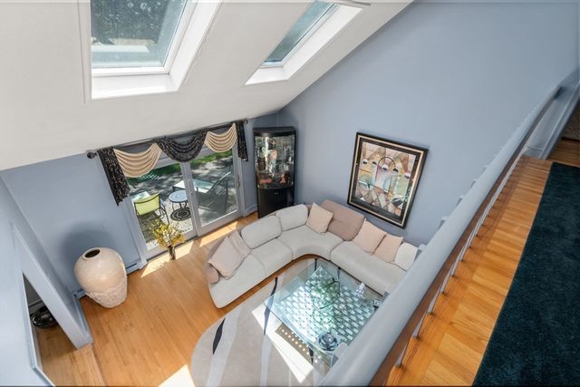4 Meservey Lane, Lynnfield, MA 01940