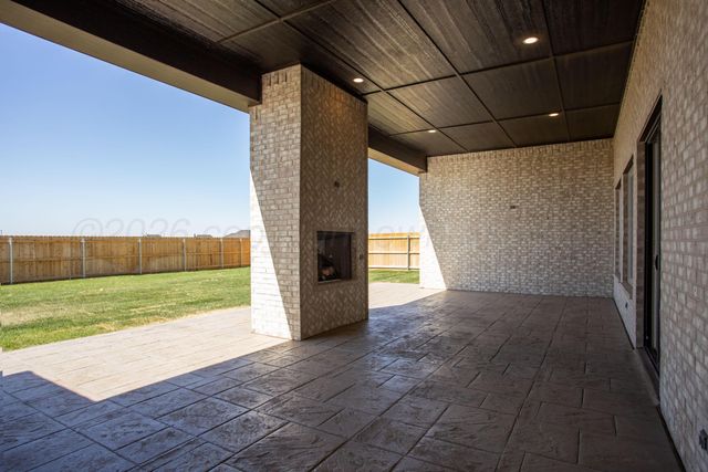 9403 Shadow Bend Avenue, Amarillo, TX 79119