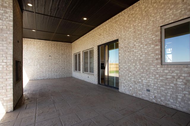 9403 Shadow Bend Avenue, Amarillo, TX 79119