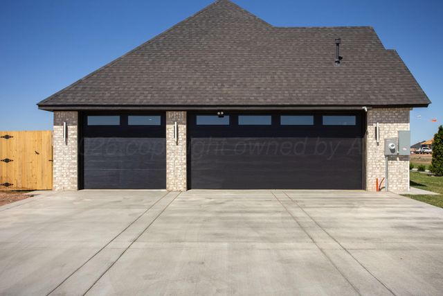 9403 Shadow Bend Avenue, Amarillo, TX 79119