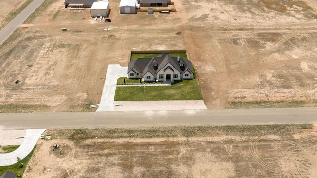 9403 Shadow Bend Avenue, Amarillo, TX 79119