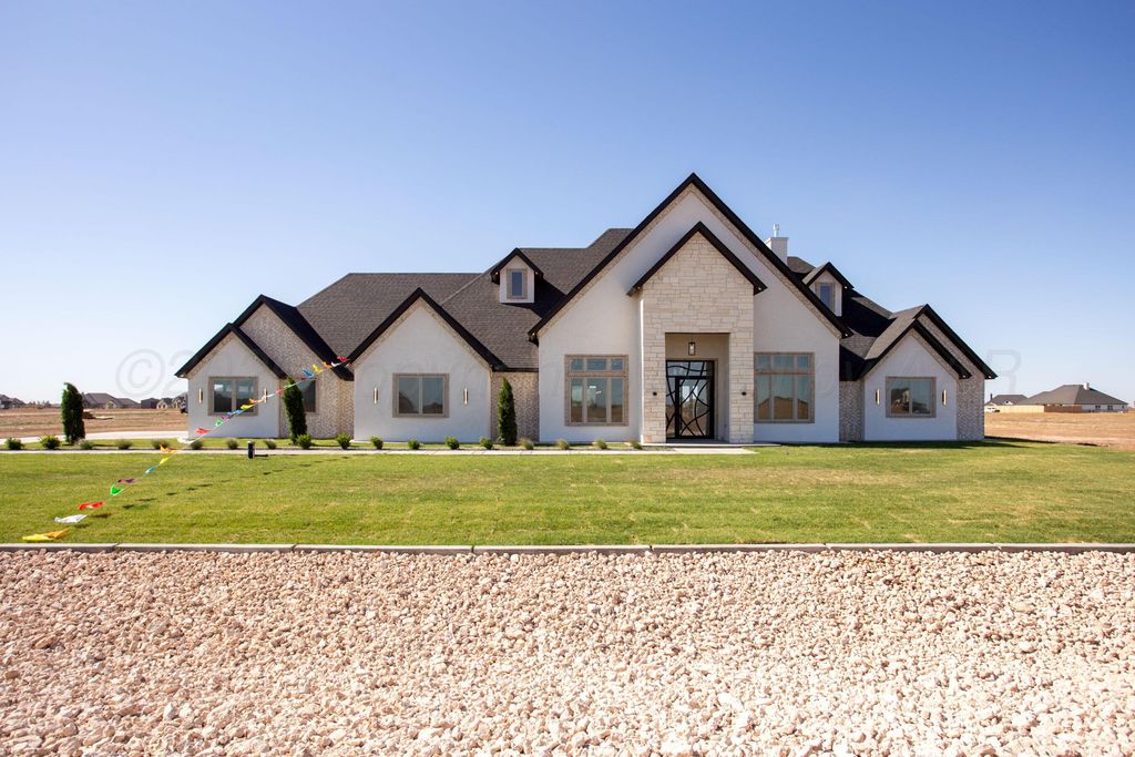 9403 Shadow Bend Avenue, Amarillo, TX 79119