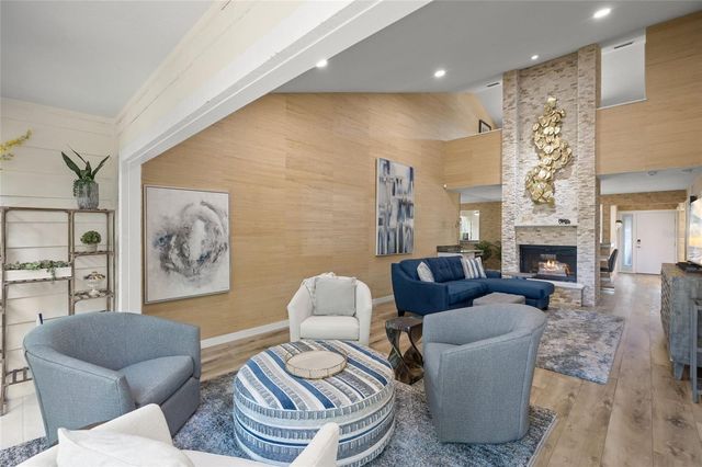 4737 CHANDLERS FORDE 14, Sarasota, FL 34235