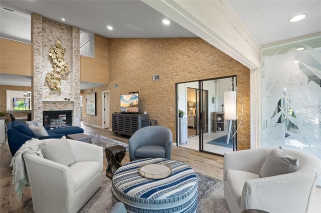 4737 CHANDLERS FORDE 14, Sarasota, FL 34235