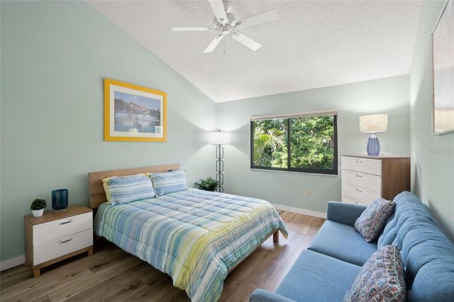 4737 CHANDLERS FORDE 14, Sarasota, FL 34235