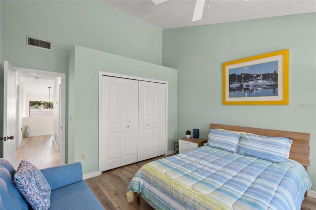 4737 CHANDLERS FORDE 14, Sarasota, FL 34235