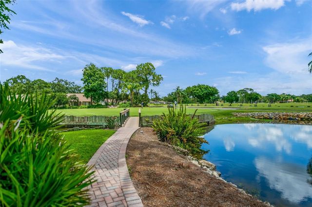 4737 CHANDLERS FORDE 14, Sarasota, FL 34235