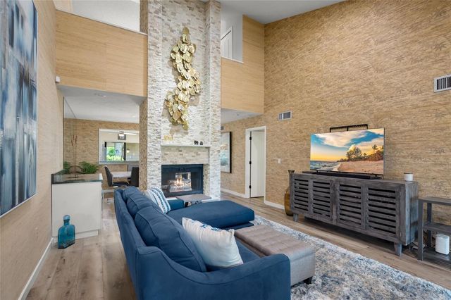 4737 CHANDLERS FORDE 14, Sarasota, FL 34235