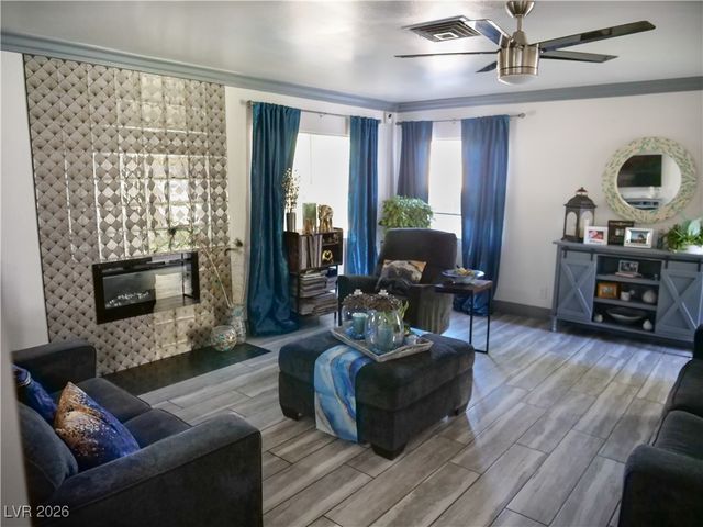 4183 Laurel Park Avenue, Las Vegas, NV 89103