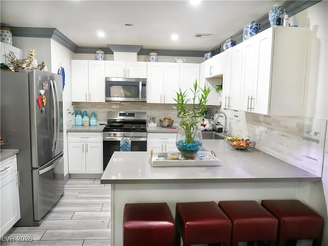 4183 Laurel Park Avenue, Las Vegas, NV 89103