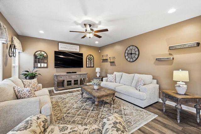 713 Nighthawk Drive, Plain City, OH 43064