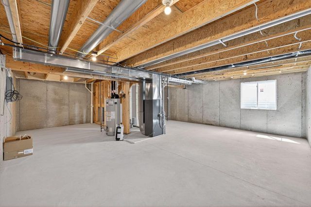 959 Lagom WAY, Oconomowoc, WI 53066