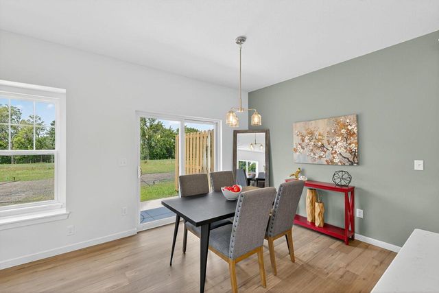 959 Lagom WAY, Oconomowoc, WI 53066