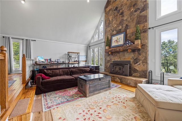 130 Quail Haven Drive, Walhalla, SC 29691