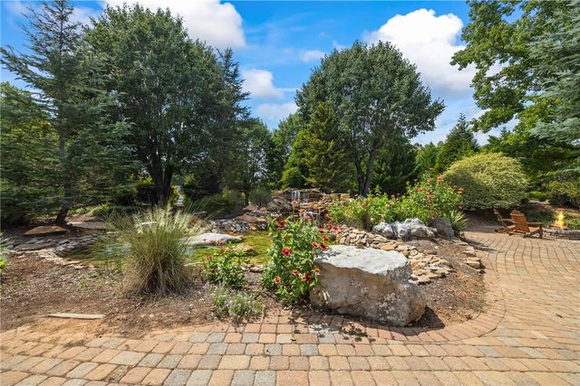 130 Quail Haven Drive, Walhalla, SC 29691