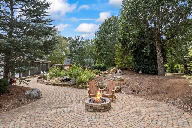 130 Quail Haven Drive, Walhalla, SC 29691