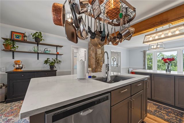 130 Quail Haven Drive, Walhalla, SC 29691
