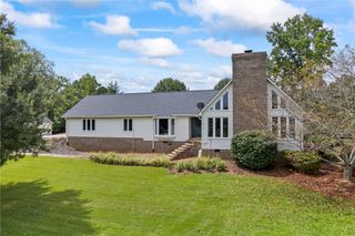 130 Quail Haven Drive, Walhalla, SC 29691