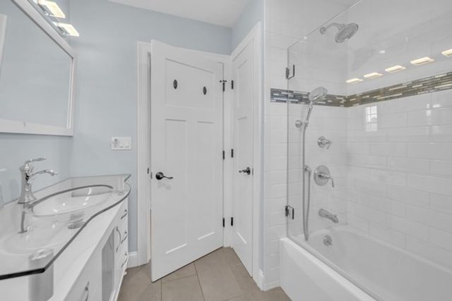 35 Holbrook Ave, Wellfleet, MA 02667