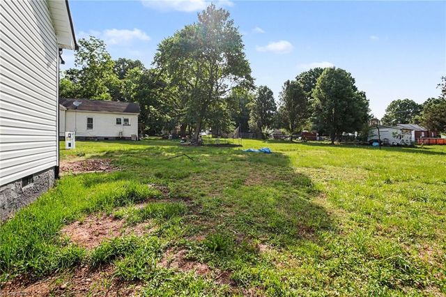 1436 Delaware Avenue, Eden, NC 27288