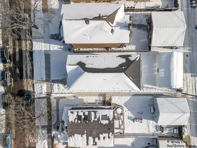 7715 W Balmoral Avenue, Chicago, IL 60656