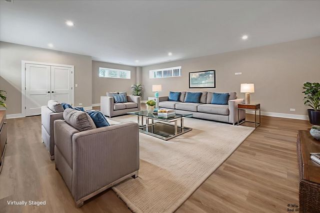 7715 W Balmoral Avenue, Chicago, IL 60656