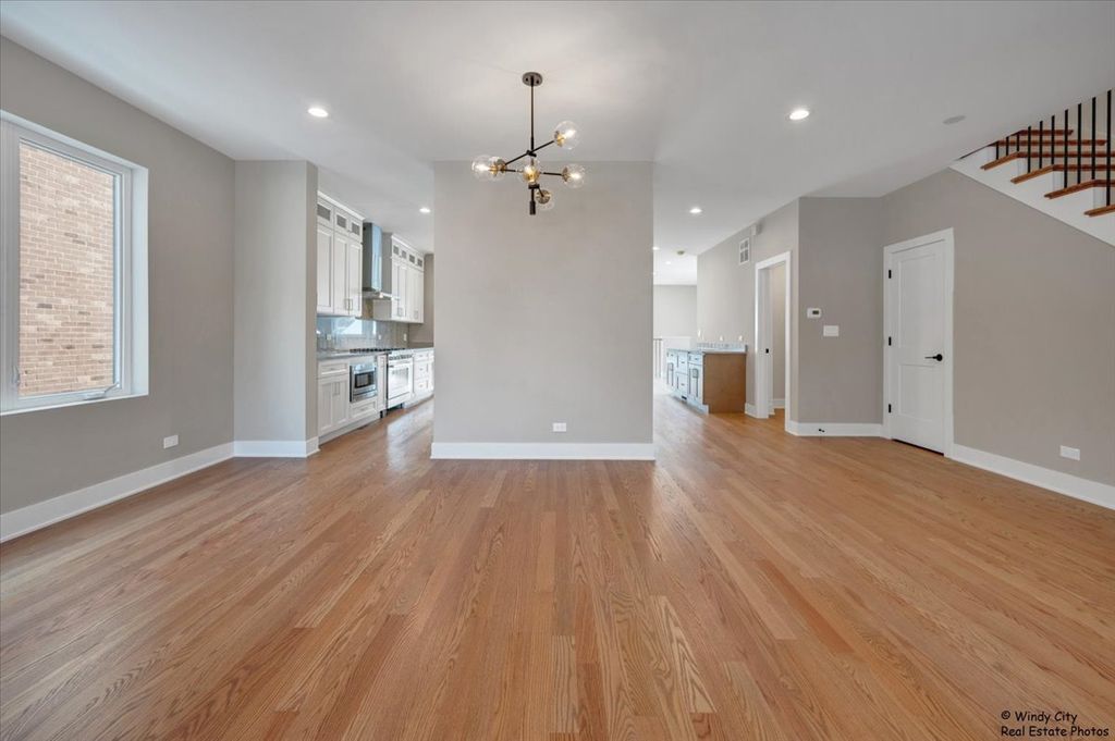 Image 18 of property listing at 7715 W Balmoral Avenue, Chicago, IL 60656