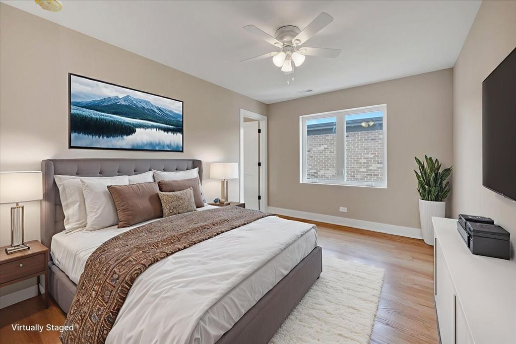 Image 27 of property listing at 7715 W Balmoral Avenue, Chicago, IL 60656