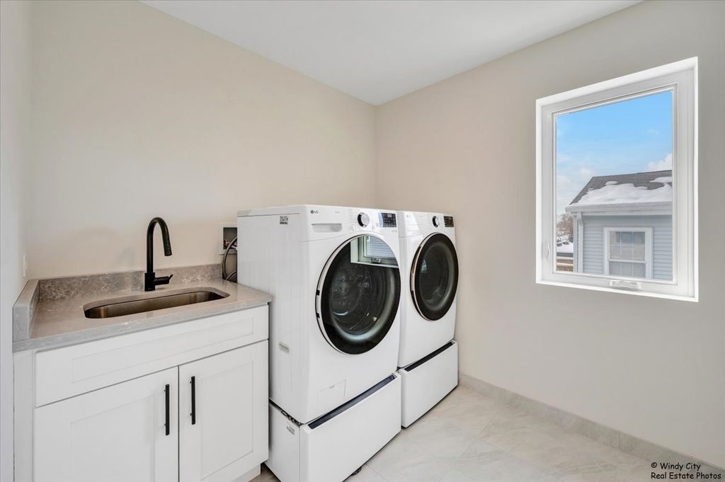 Image 36 of property listing at 7715 W Balmoral Avenue, Chicago, IL 60656