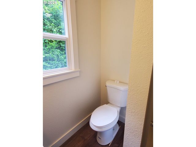 745 Sw MAPLECREST Dr, Portland, OR 97219