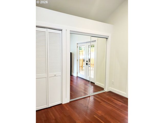 745 Sw MAPLECREST Dr, Portland, OR 97219