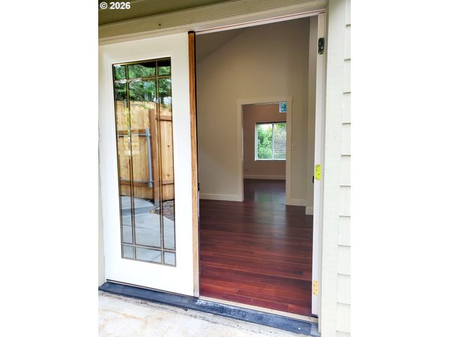 745 Sw MAPLECREST Dr, Portland, OR 97219