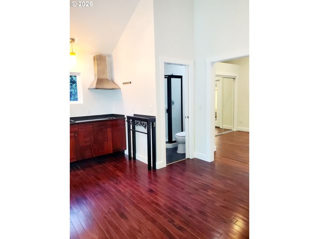 745 Sw MAPLECREST Dr, Portland, OR 97219