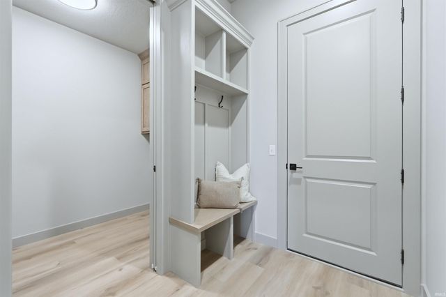 12242 Rain Lily Court, Fort Wayne, IN 46814