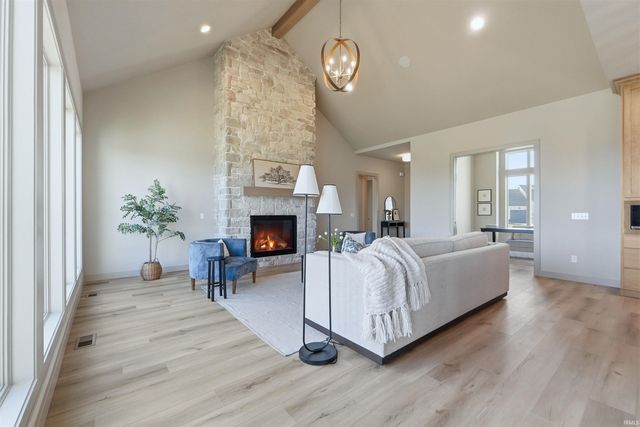 12242 Rain Lily Court, Fort Wayne, IN 46814